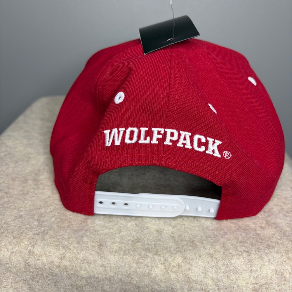 Adidas NC State Wolfpack Hat Red Strat A-Frame Snapback Tuffy KB2446-165 OSFM - Picture 4 of 8